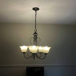 BEAUTIFUL QUALITY METAL CHANDALIER REDUCED $49 FIRM!