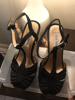 Shoes - Steve Madden black sandals - size 5