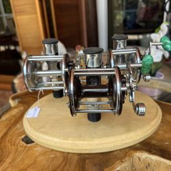 Penn Vintage Monofil Reel Collection (Nos. 25, 26, 27) with Display Stand