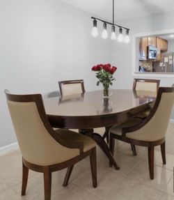 Dining Table with 4 Chairs