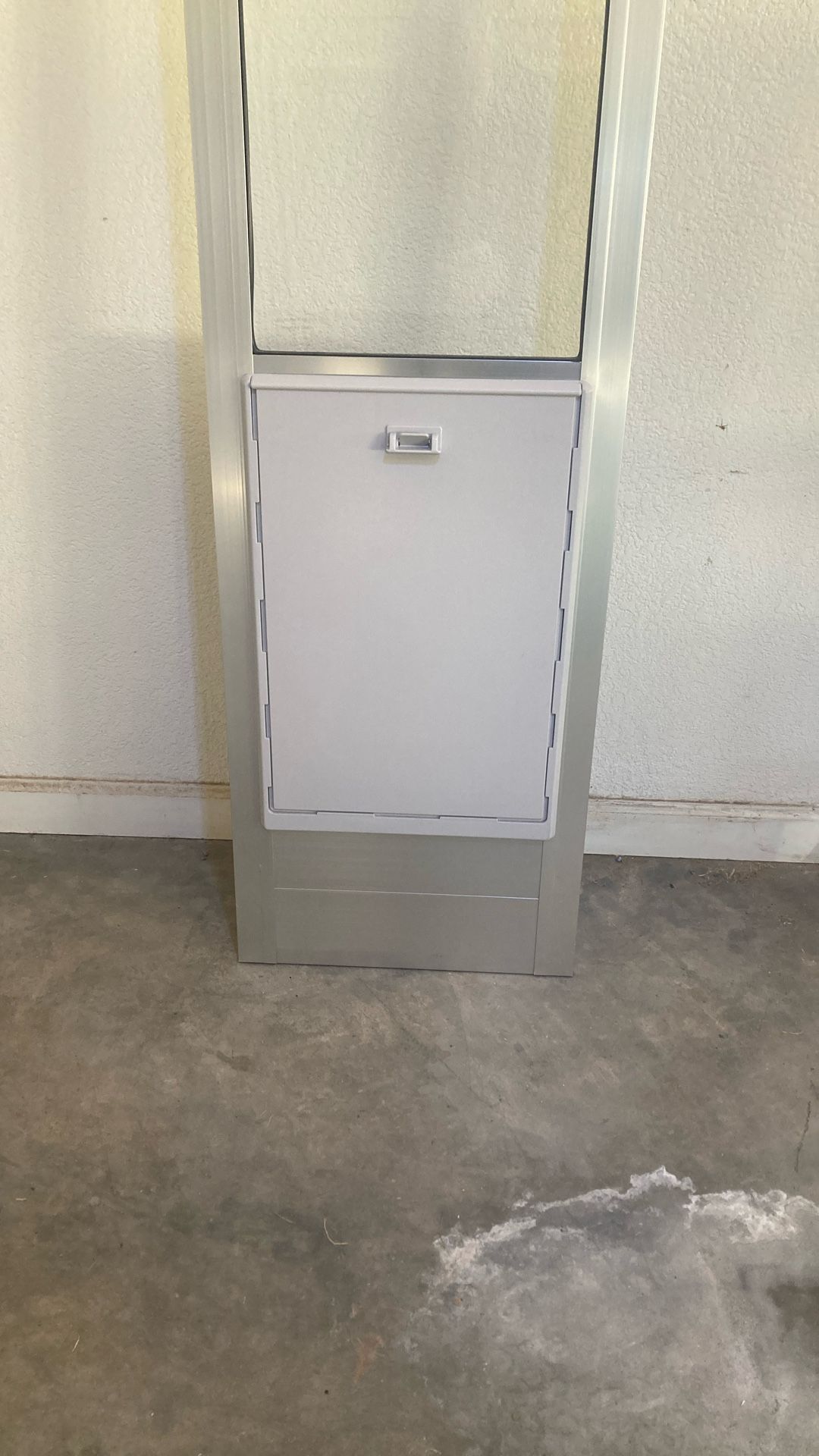 Dog Door New, Large And Silver