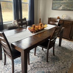 Dining Set