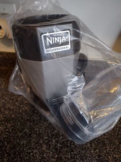 Ninja Professional 900 Watts