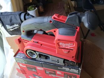 Milwaukee Fuel Belt Sander