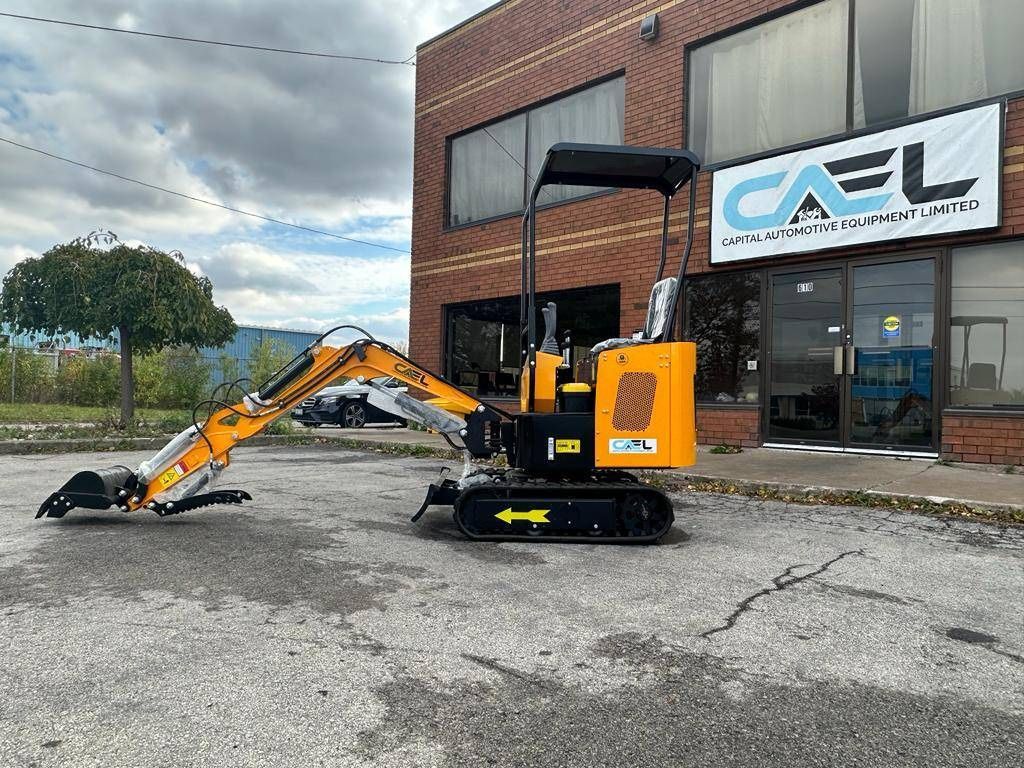 WHOLESALE PRICE BRAND NEW 1.3T MINI EXCAVATOR Kubota Engine