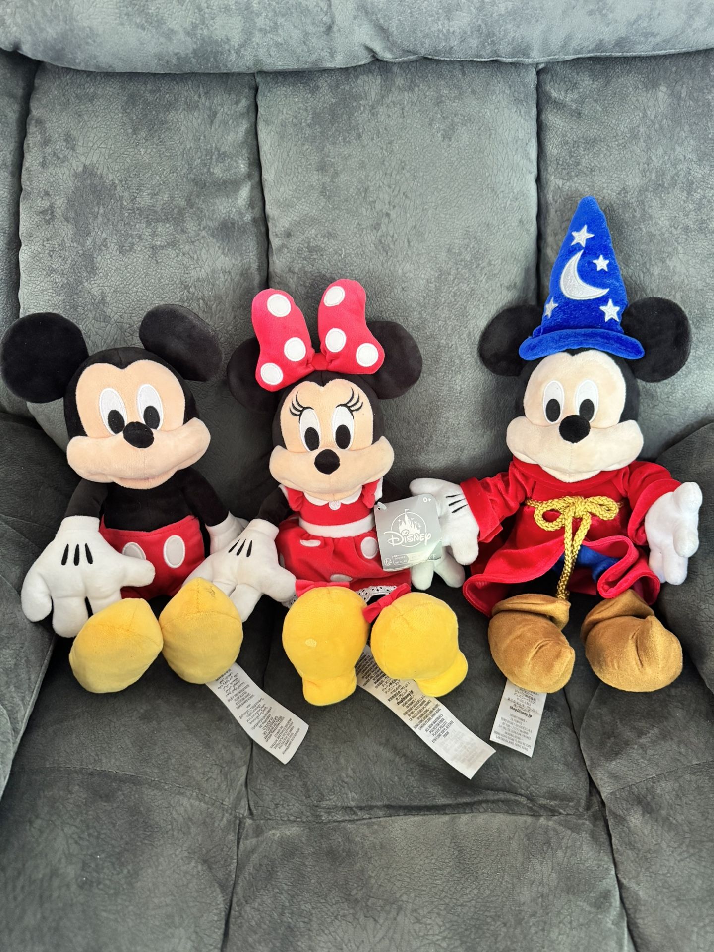 Disney Mickey & Minnie plush toys 