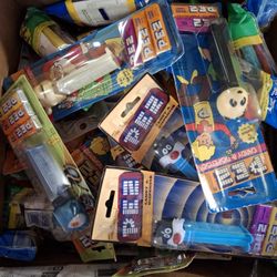 52 Assorted Pez Dispensers Sold For 1 Price