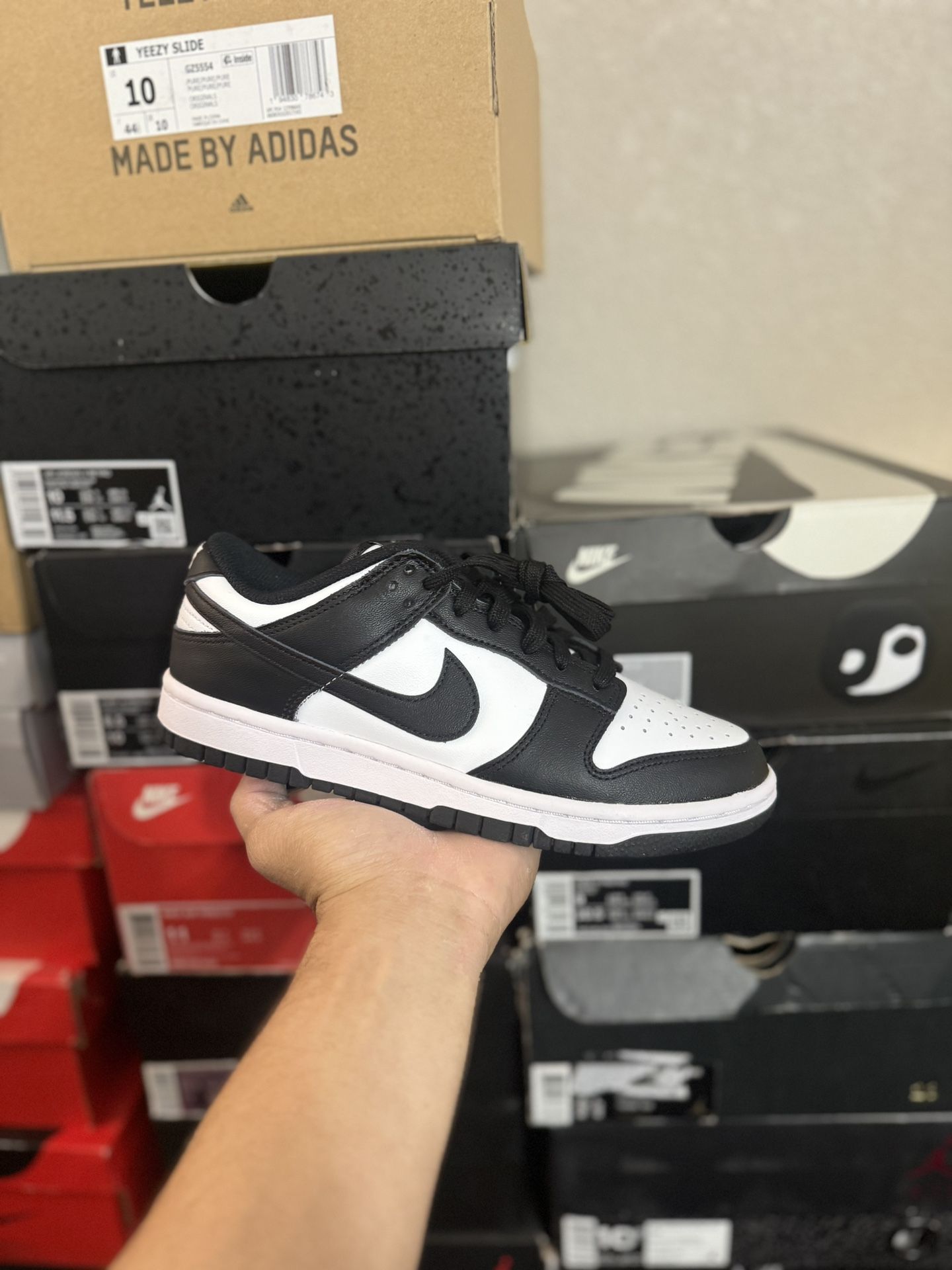 DS Nike Dunk Low Panda size 7W 5.5M