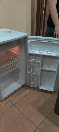 Mini Refrigerator 