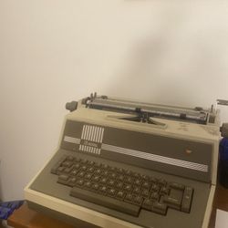 Electric Royal Type Writer 