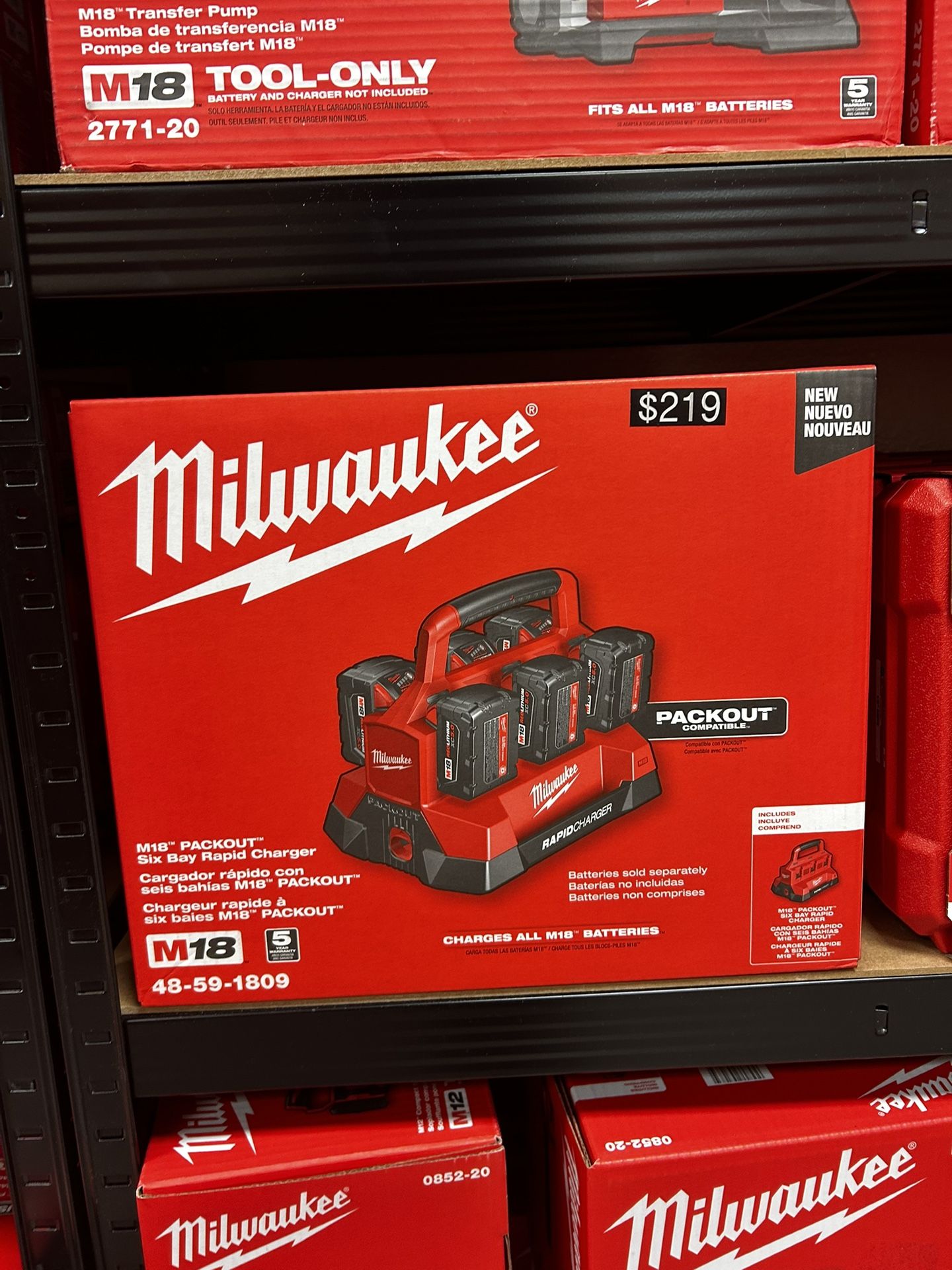 Milwaukee M18 Packout Six Bay Rapid Charger