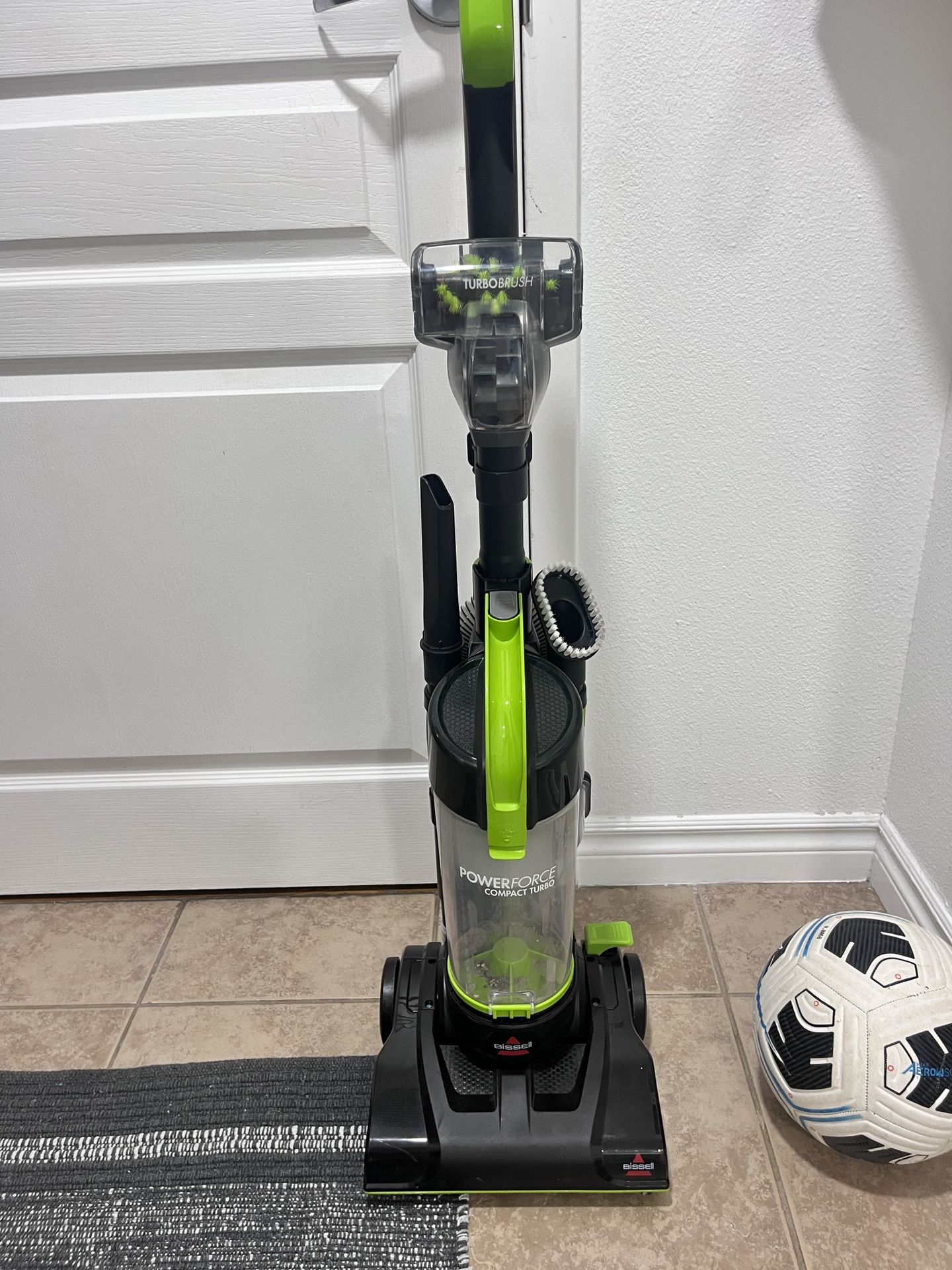 Bagless Vacuum