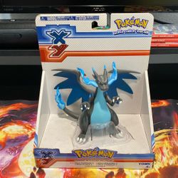 Mega Charizard X Figure
