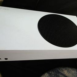 Xbox Series S – My Gamer Girl Era Is Over 🎮💅 – $250