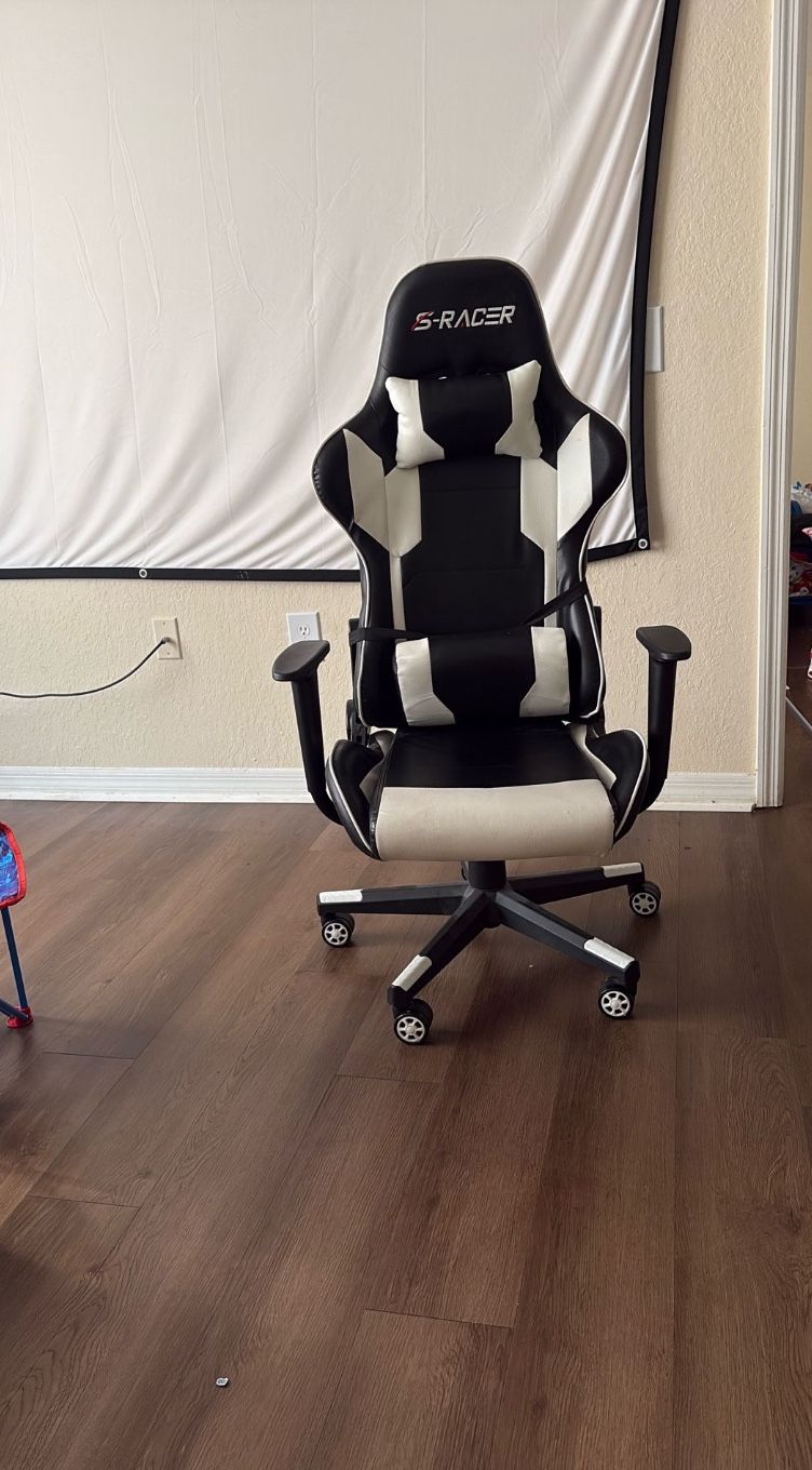 Game Chair
