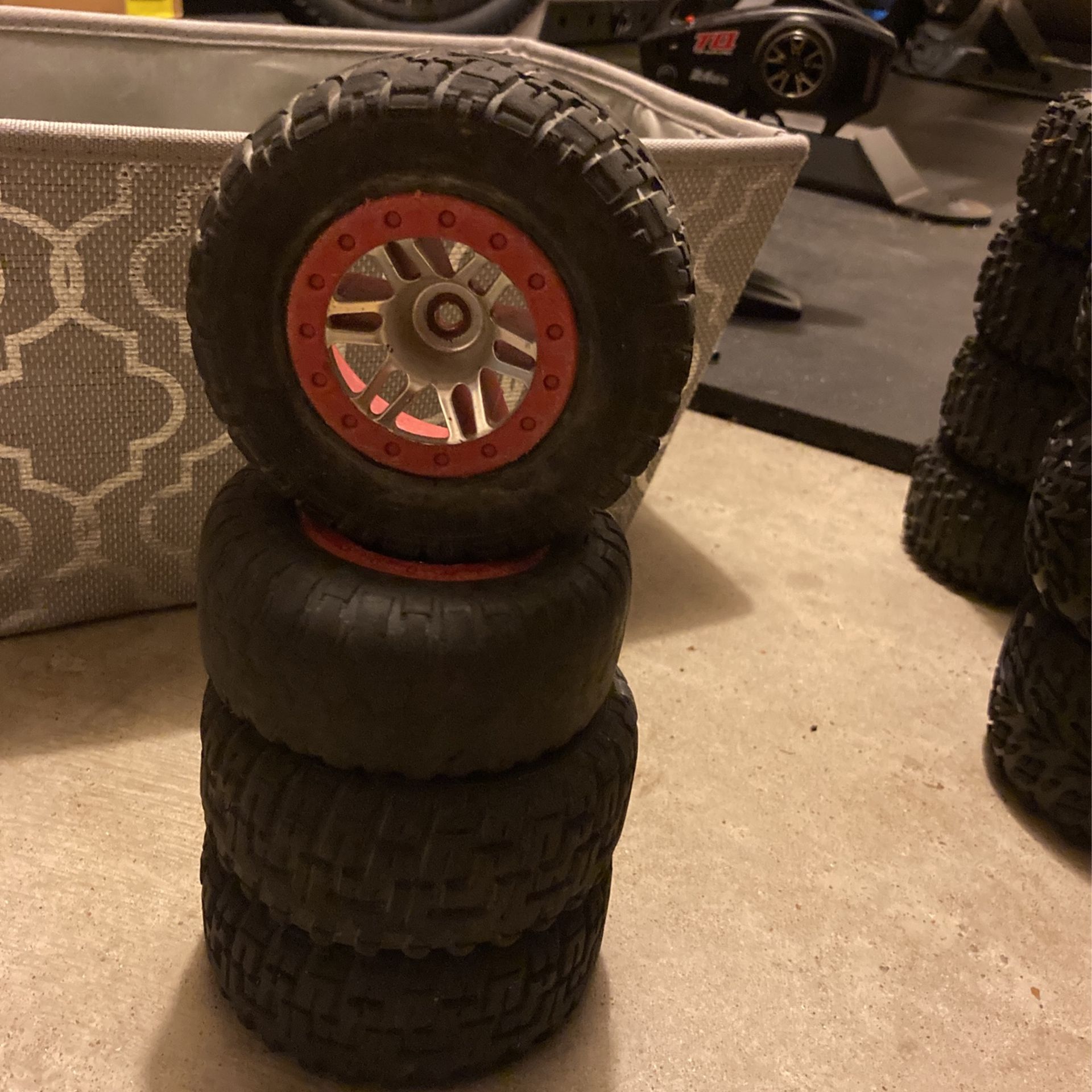 Traxxas Slash Wheel