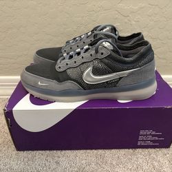 M7 - W8.5 Nike SB PS8