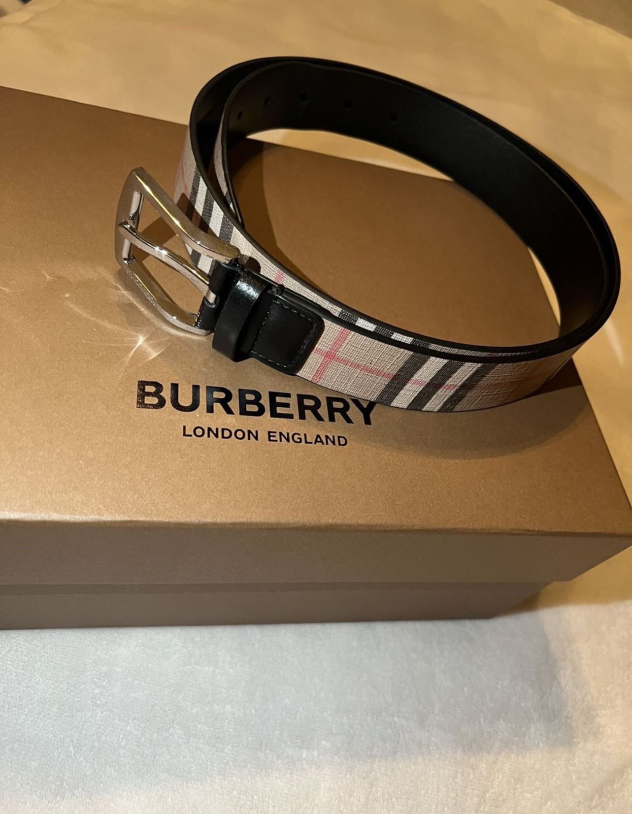 Burberry Belt for Sale in Rowlett, TX - OfferUp