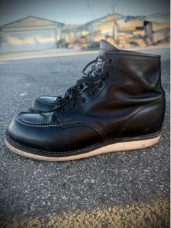 Red wings