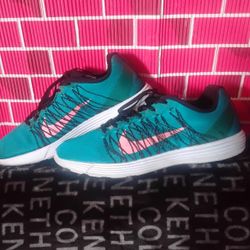 Men's Size 11.5 Nikes