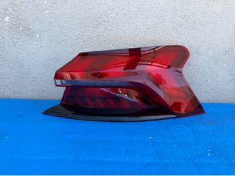 2022-2024 AUDI E-TRON GT OUTER TAIL LIGHT OEM RIGHT PASSENGER LED