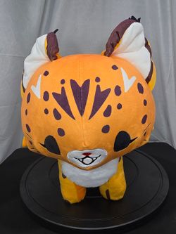 Round1 Exclusives 14" Bird Uyen: Orange Lynx Plush