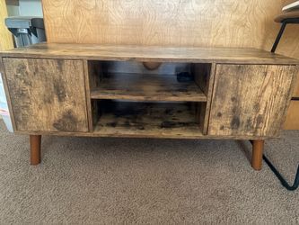 Tv / Media Stand brown wood