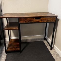 Smaller Desk - good Condition