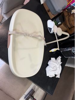 Skip hop counter top changing pad