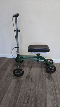 Knee scooter