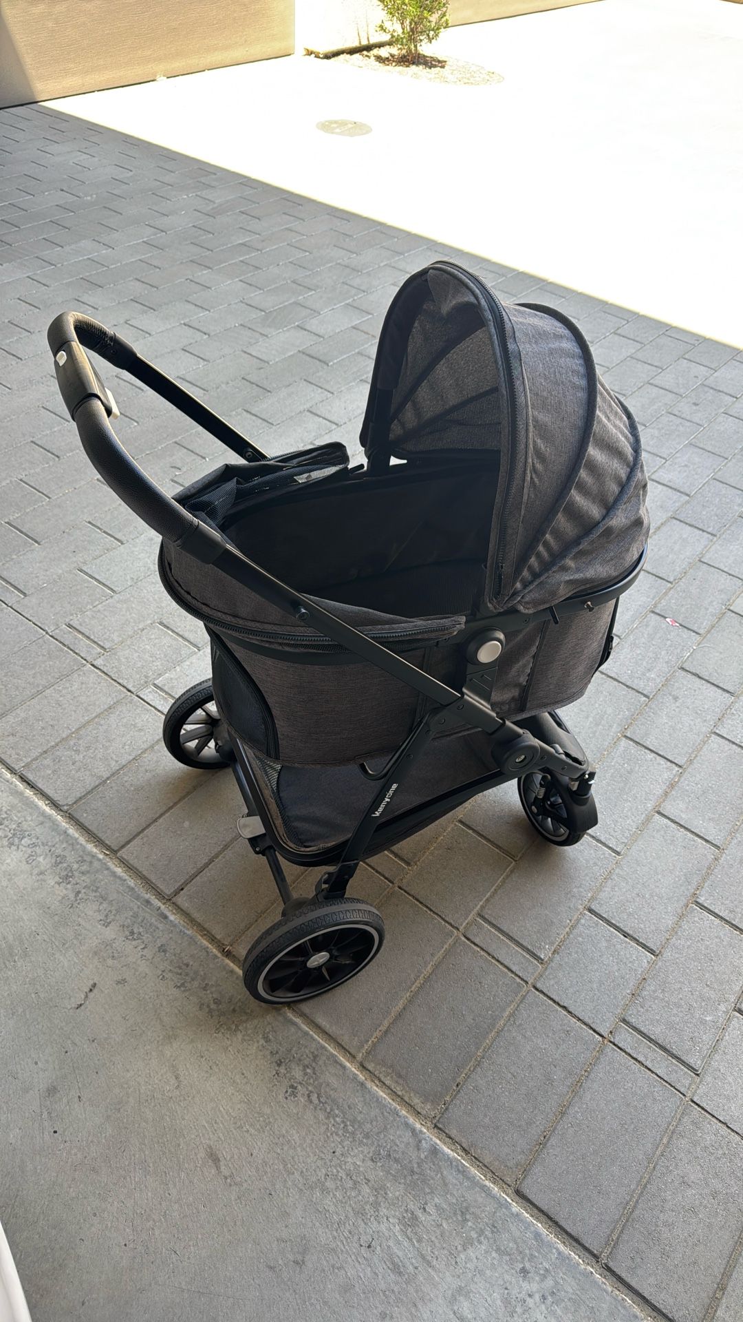 Kenyone Pet stroller