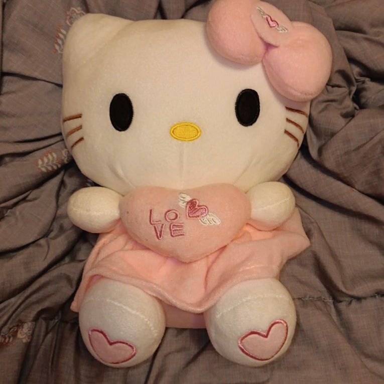 Hello Kitty Plushie