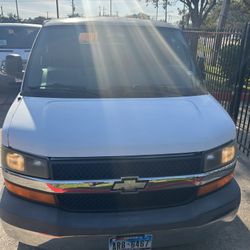 2009 Chevrolet Express 3500