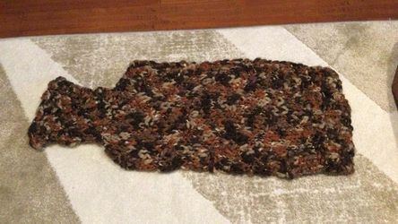 Small Crochet Turtleneck