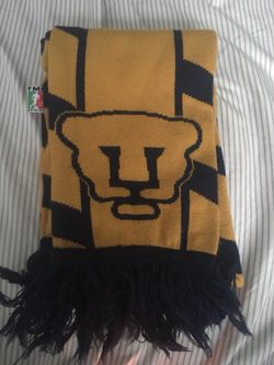 Official Pumas Scarf