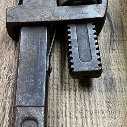 Antique TRIMO Pipe Wrench – Trimont Mfg. Co., Roxbury Mass – USA Made