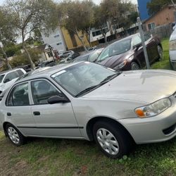  Toyota Corolla CE 2002 