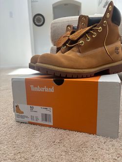 Timberland Premium Wheat Boots Size 9.5
