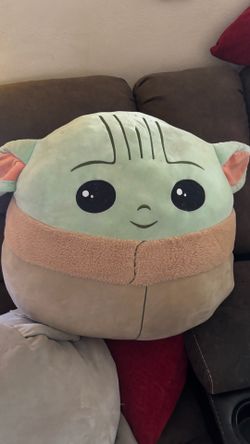 2 ft yoda plushy