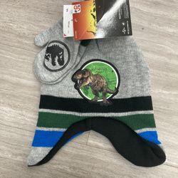 NWT Jurassic World Dinosaur hat & gloves set 