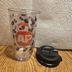 DISNEYLAND MICKEY MOUSE MULTIPLE PRINTS AP ANNUAL PASS CLEAR CUP TRAVEL TUMBLER W/LID 