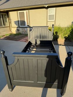Twin bed