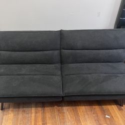 Black Futon 