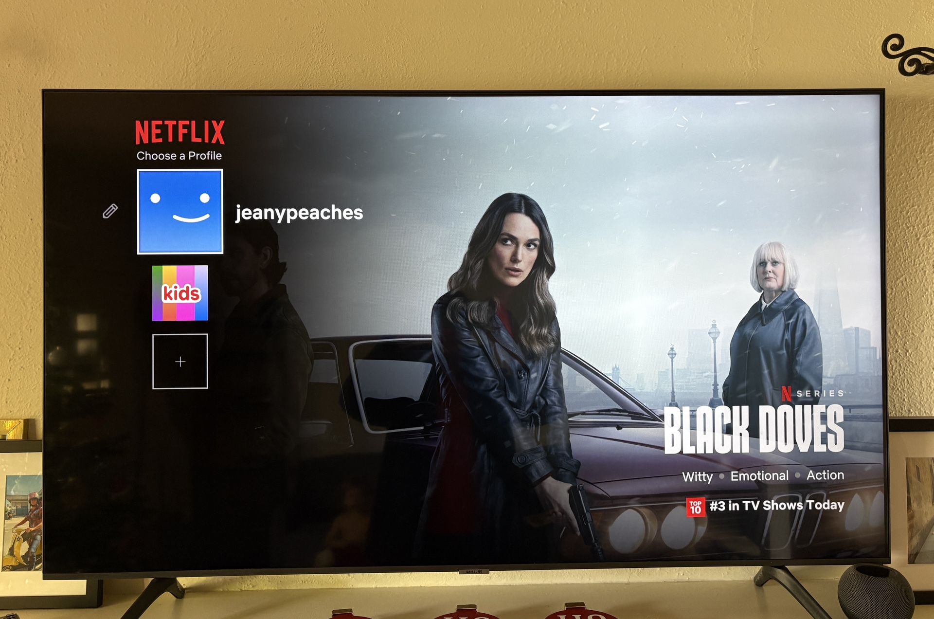 55" Class TU7000 Crystal UHD 4K Smart TV