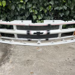 Chevrolet Silverado OBS Front Grill 