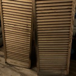 Unfinished Saloon Doors With Hardware. Fits 32” Opening. 