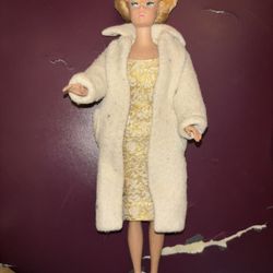 Vintage 1960s Barbie Doll – Made in Japan – Gold Dress & White Coat (Rare Collector Find) 
