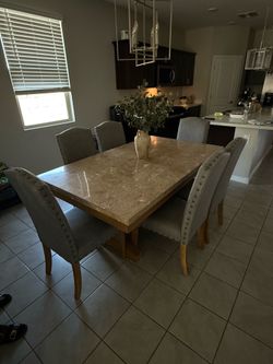 Dinning Table