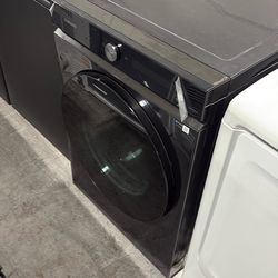 LG Frontload Gas Dryer with stainless steel drum