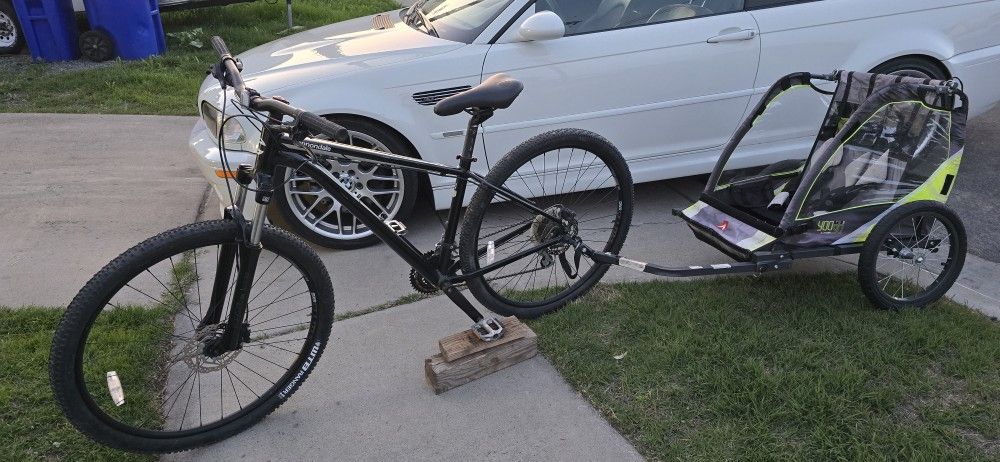 Cannondale Mountain Bike 29" Wheels And Allen Kid Trailer Combo